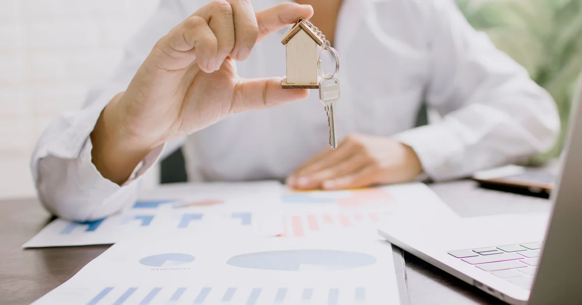 Immagine di copertina per: Schede immobiliari salvate: come organizzare una due diligence su decine di particelle